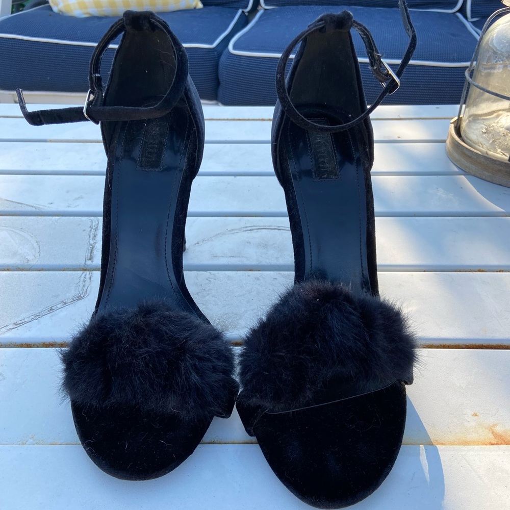 Forever 21 Black “Pom Pom” high heels